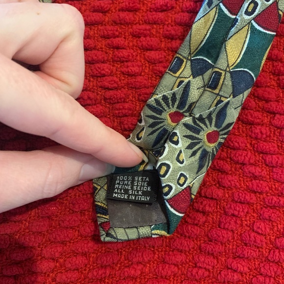 Vintage Disney Mickey Mouse 100% Silk Abstract Design - Picture 6 of 7